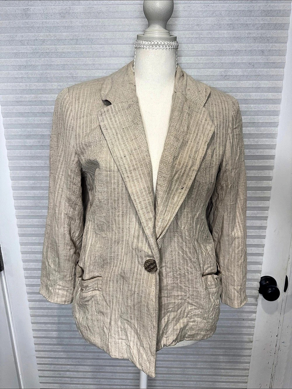 Islander Linen Blazer in Beige